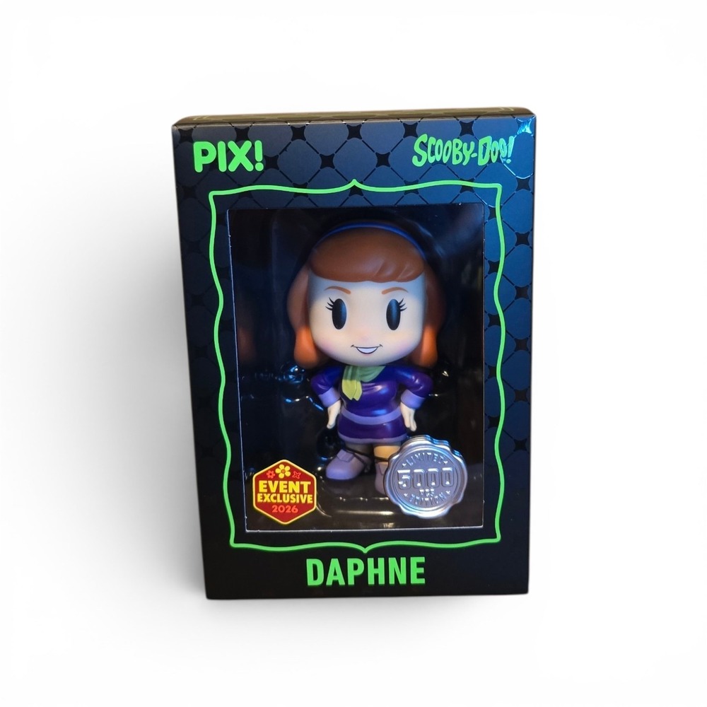 Scooby-Doo Daphne PIX! 2024 Event Exclusive Limited Edition 5000 Figure